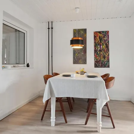 Feriehus Beautiful In With Kitchen
